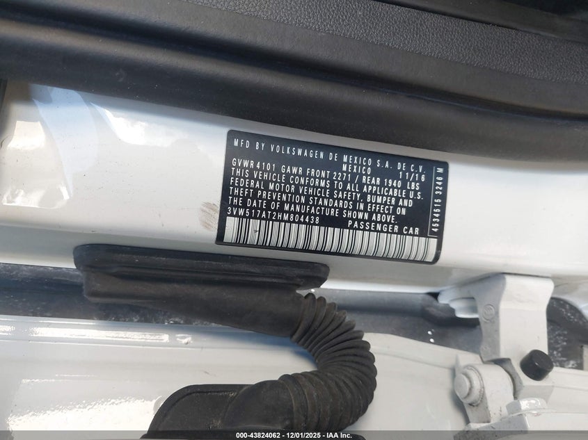 3VW517AT2HM804438 2017 VOLKSWAGEN BEETLE photo no. 9