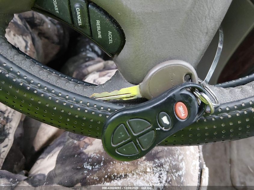 2003 Chrysler Town & Country Ex VIN: 2C8GP74L83R125960 Lot: 43824093