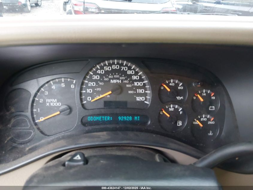 2005 GMC Sierra 1500 Work Truck VIN: 1GTEC14X15Z353148 Lot: 43824147