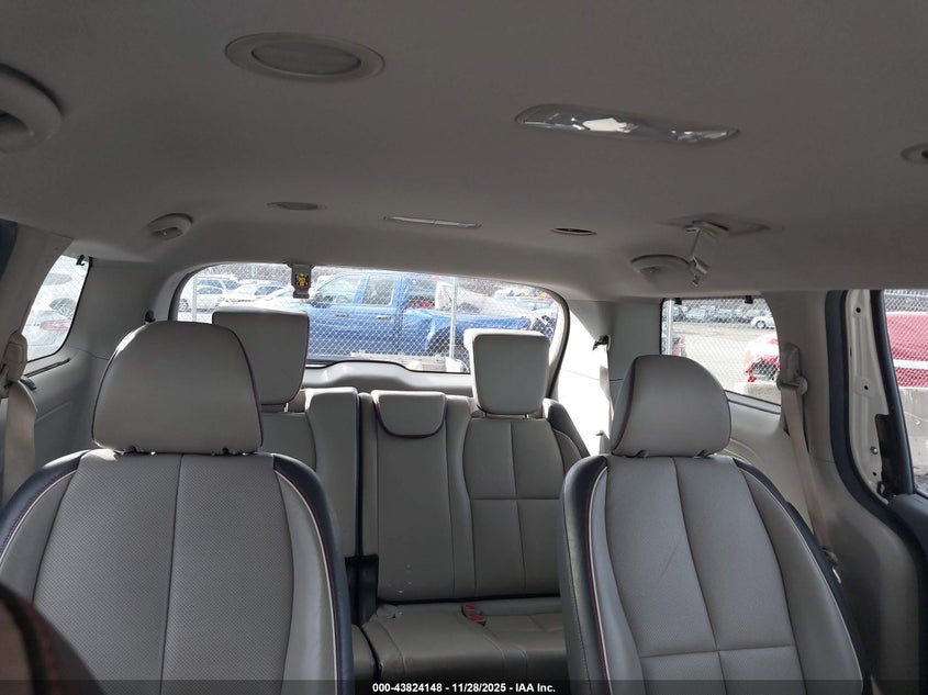 2018 Kia Sedona Lx VIN: KNDMB5C17J6351578 Lot: 43824148