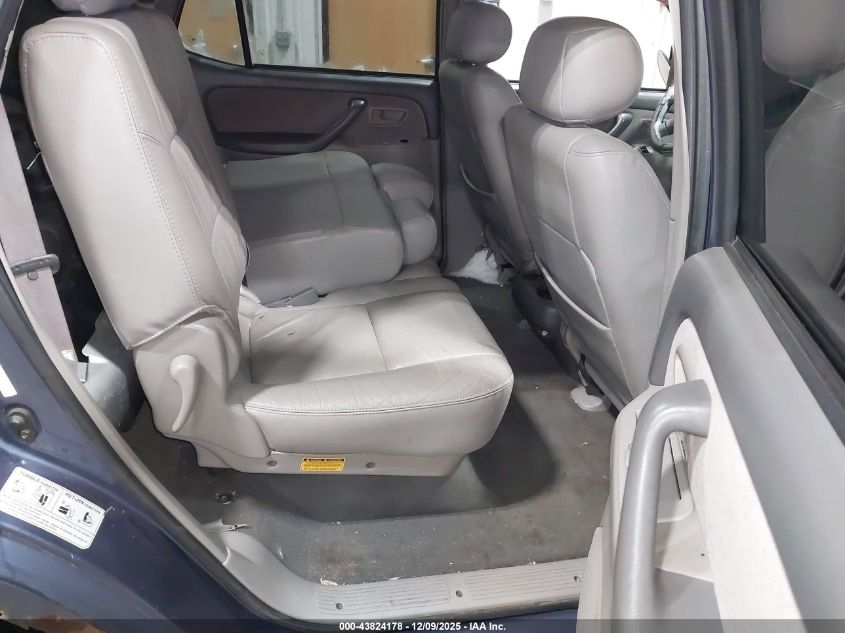 2002 Toyota Sequoia Sr5 V8 VIN: 5TDBT44A32S058517 Lot: 43824178