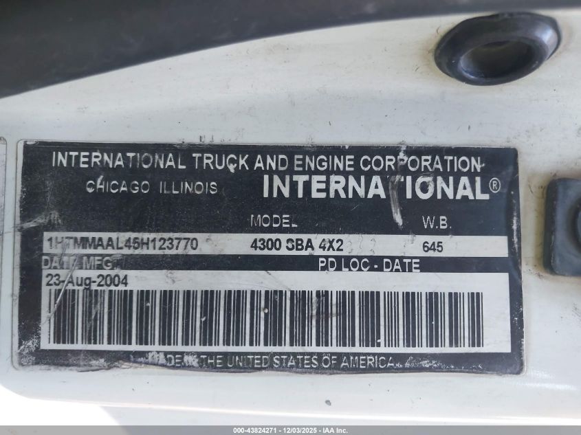 2005 International 4000 4300 VIN: 1HTMMAAL45H123770 Lot: 43824271