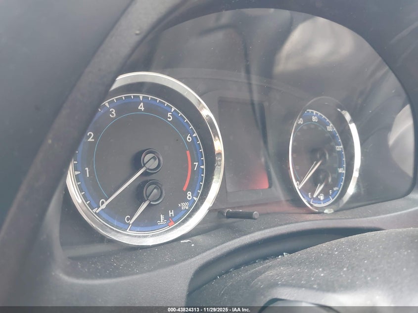 2019 Toyota Corolla Le VIN: 2T1BURHE1KC170152 Lot: 43824313