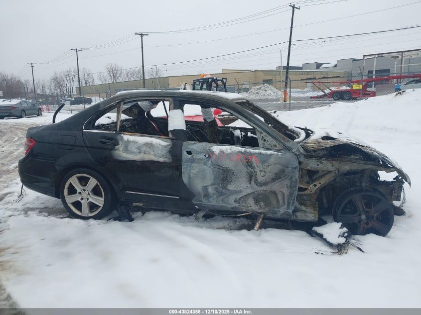 2011 Mercedes-Benz C 300 Luxury 4Matic/Sport 4Matic VIN: WDDGF8BB2BR134104 Lot: 43824358