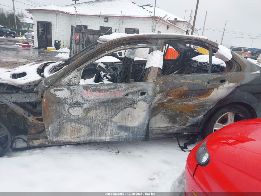 2011 Mercedes-Benz C 300 Luxury 4Matic/Sport 4Matic VIN: WDDGF8BB2BR134104 Lot: 43824358