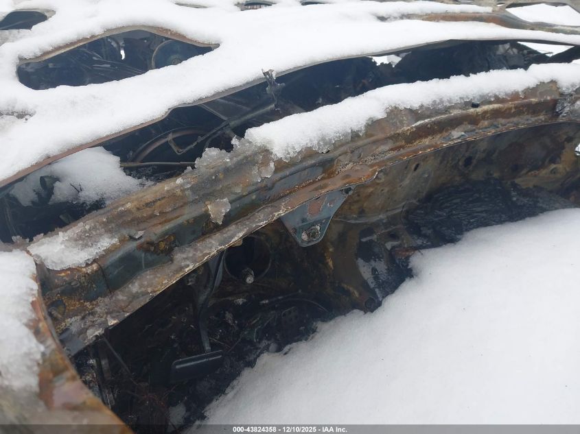 2011 Mercedes-Benz C 300 Luxury 4Matic/Sport 4Matic VIN: WDDGF8BB2BR134104 Lot: 43824358