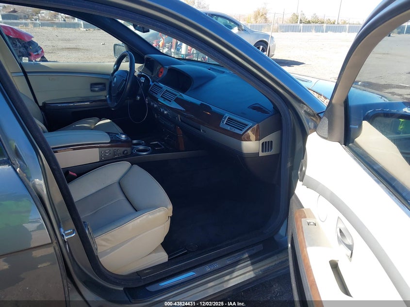 WBAHN83578DT85889 2008 BMW 7ER photo no. 5