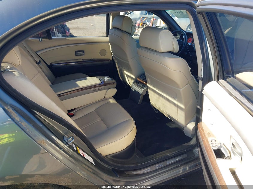 WBAHN83578DT85889 2008 BMW 7ER photo no. 8