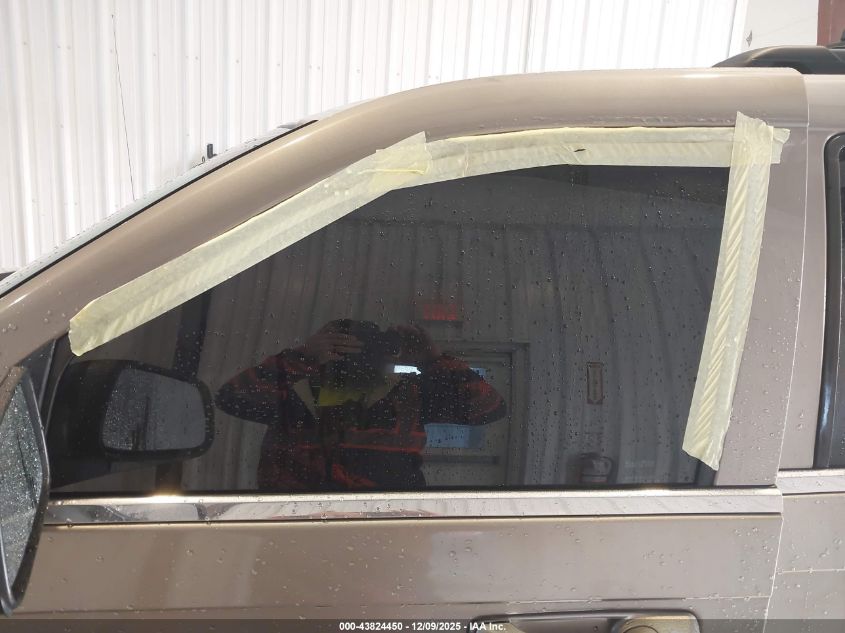 2005 Jeep Grand Cherokee Limited VIN: 1J4HR58245C593597 Lot: 43824450