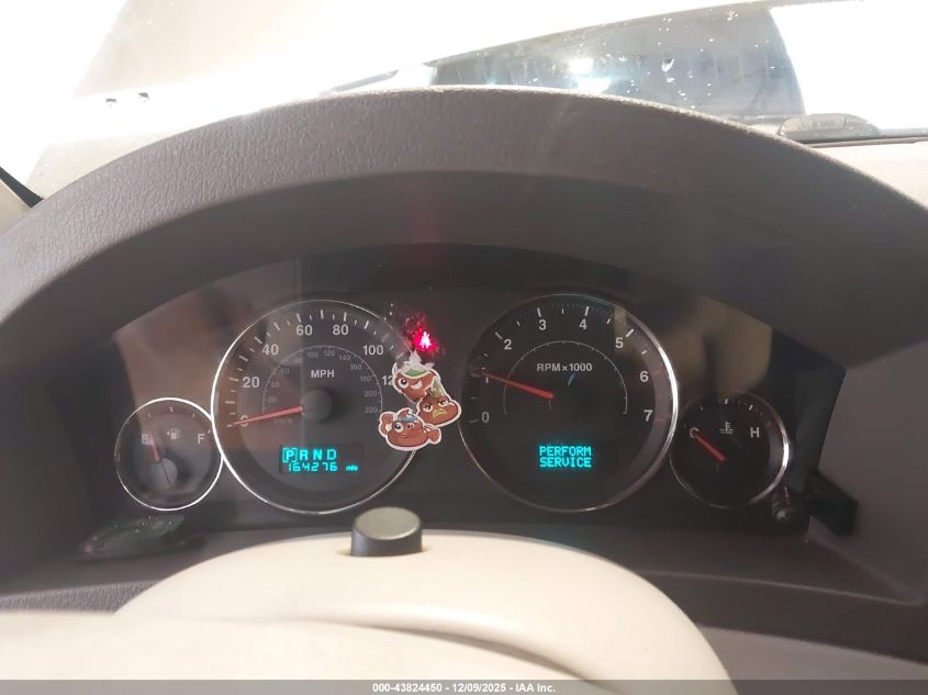 2005 Jeep Grand Cherokee Limited VIN: 1J4HR58245C593597 Lot: 43824450