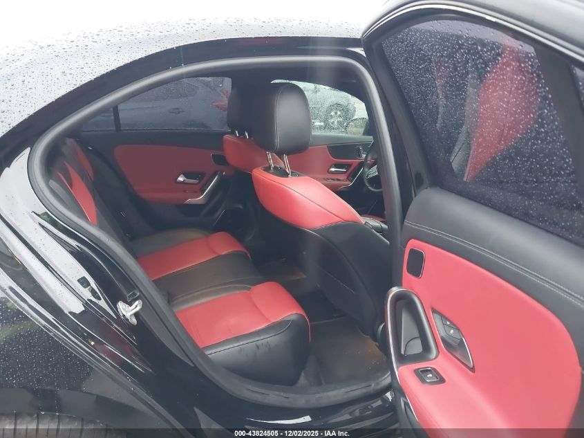 2021 Mercedes-Benz A 220 VIN: W1K3G4EB7MJ284985 Lot: 43824505