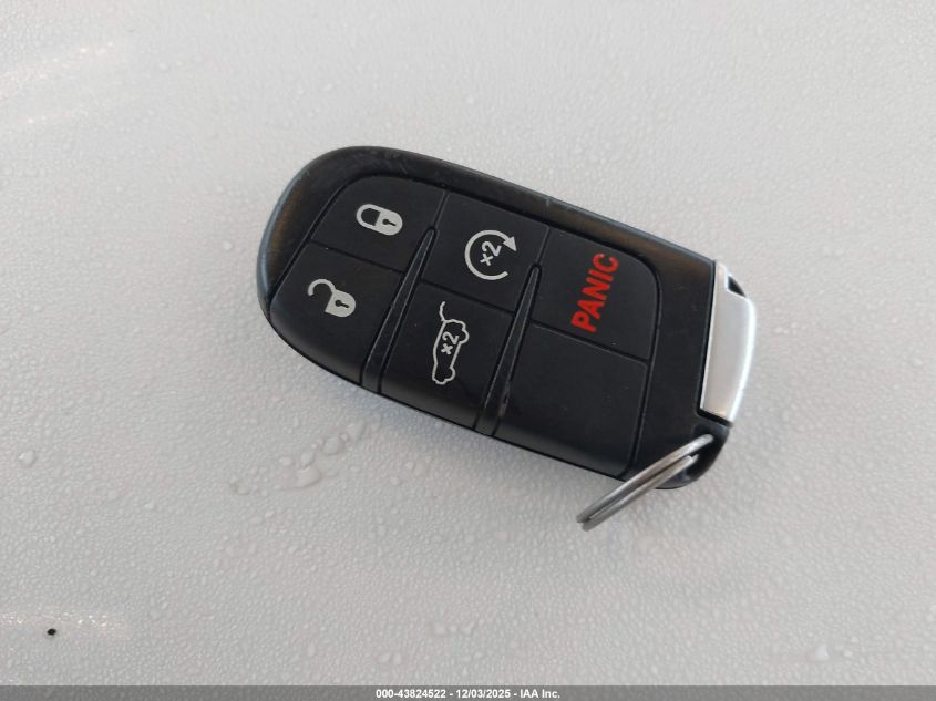 2018 Jeep Grand Cherokee Upland 4X4 VIN: 1C4RJFAG6JC425810 Lot: 43824522