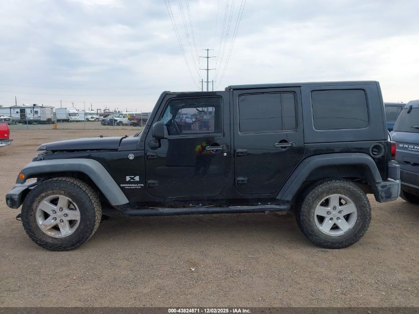 2008 Jeep Wrangler Unlimited X VIN: 1J4GA39198L646795 Lot: 43824571