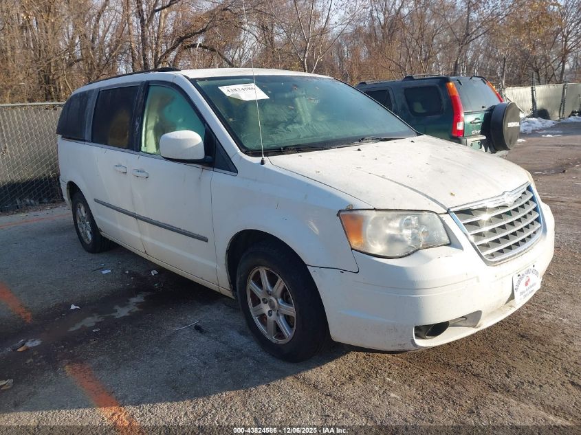 CHRYSLER TOWN & COUNTRY TOURING