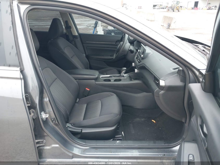 1N4BL4BV5RN352805 2024 NISSAN ALTIMA photo no. 5