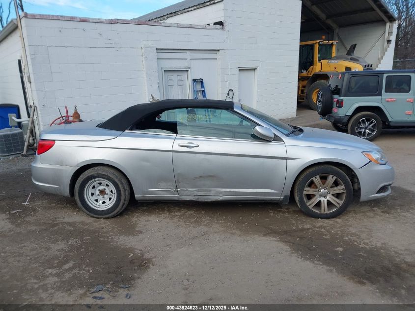 2011 Chrysler 200 Touring VIN: 1C3BC2EG4BN620541 Lot: 43824623