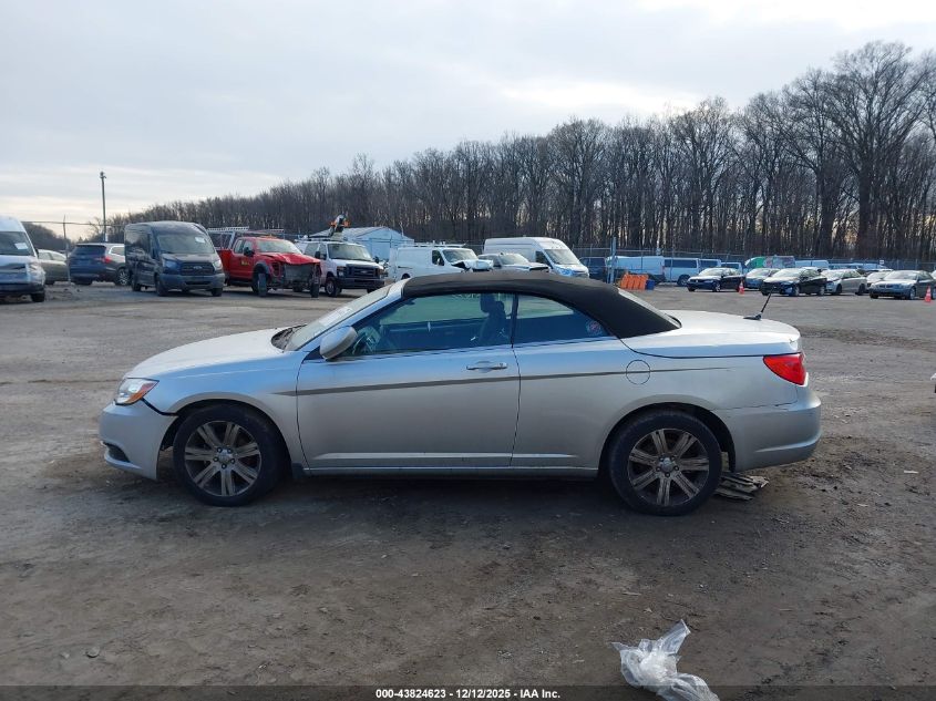 2011 Chrysler 200 Touring VIN: 1C3BC2EG4BN620541 Lot: 43824623