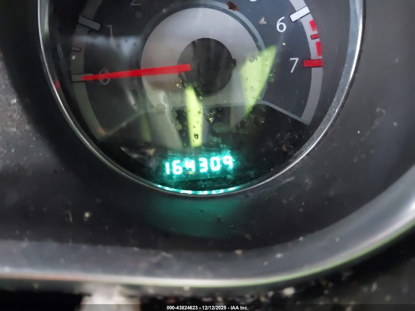 2011 Chrysler 200 Touring VIN: 1C3BC2EG4BN620541 Lot: 43824623