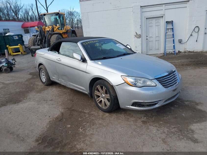 2011 Chrysler 200 Touring