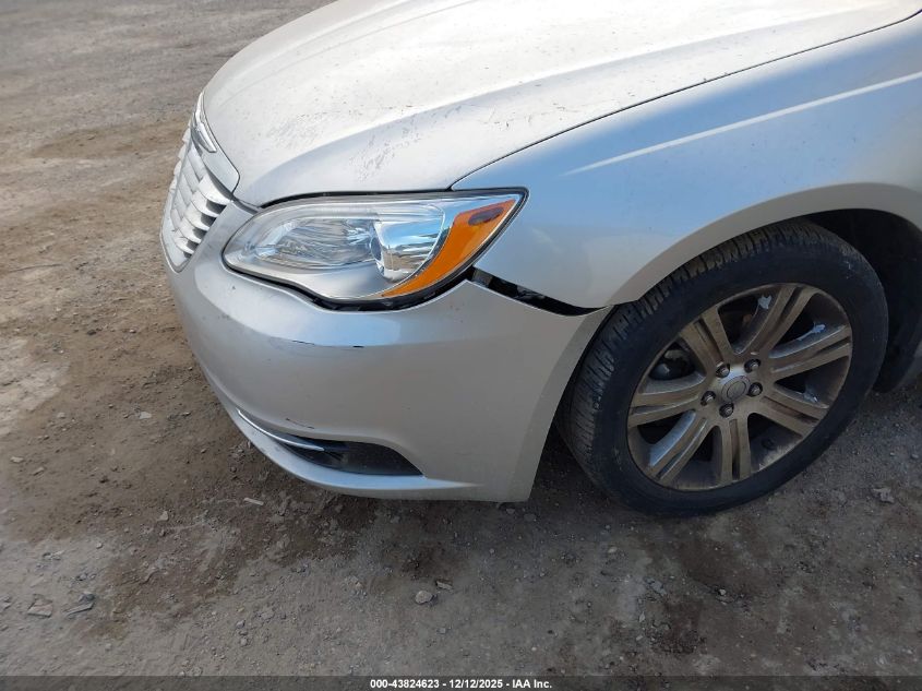 2011 Chrysler 200 Touring VIN: 1C3BC2EG4BN620541 Lot: 43824623