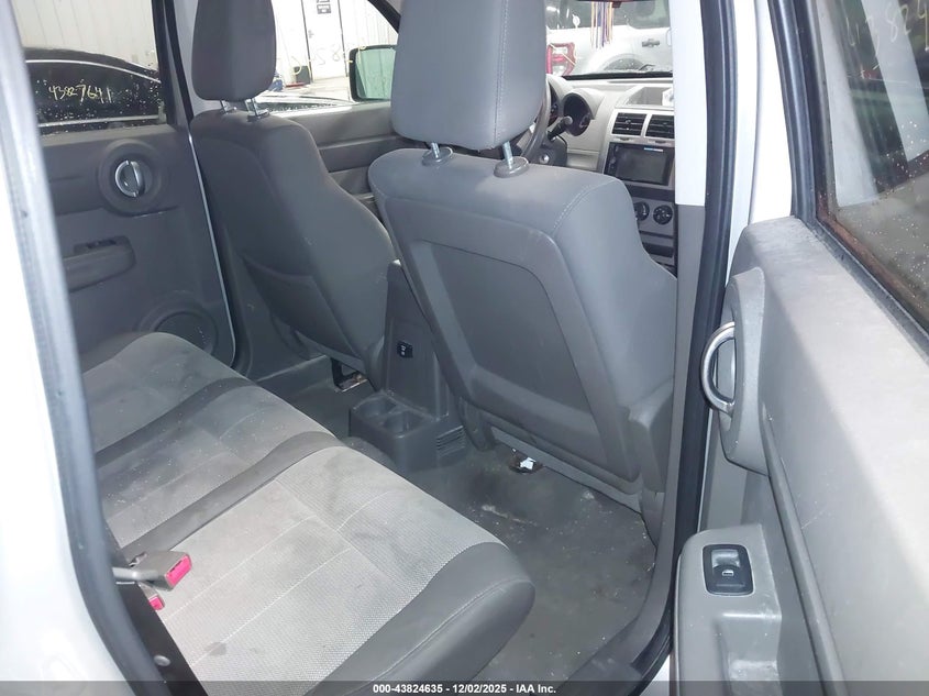 1D8GU28K78W268865 2008 DODGE NITRO photo no. 8