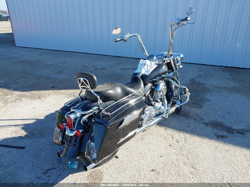 1HD1PG8167Y955806 2007 HARLEY-DAVIDSON ROAD KING photo no. 4