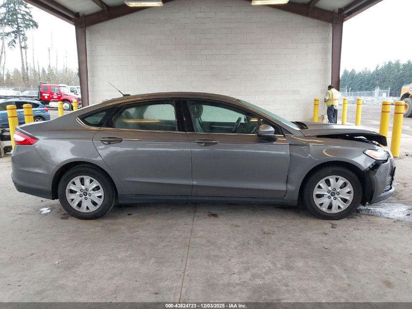 2014 Ford Fusion S VIN: 3FA6P0G71ER330557 Lot: 43824723