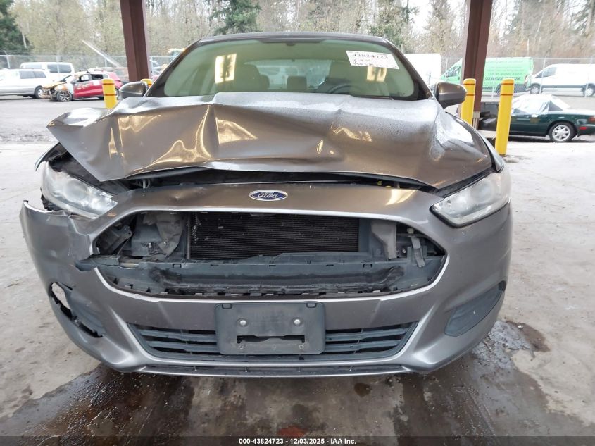 2014 Ford Fusion S VIN: 3FA6P0G71ER330557 Lot: 43824723