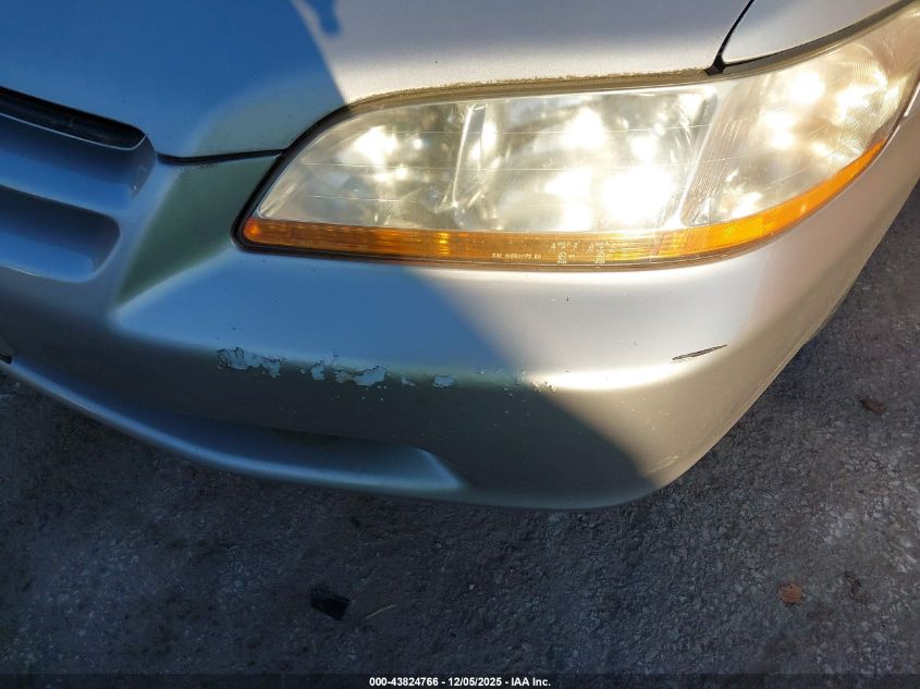 1998 Honda Accord Lx V6 VIN: 1HGCG1643WA039095 Lot: 43824766