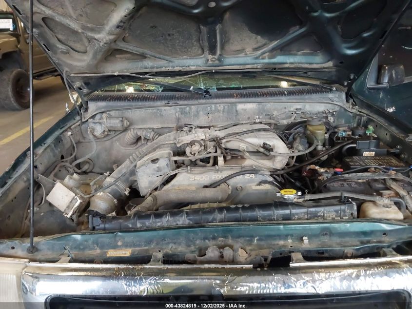 1999 Toyota Tacoma VIN: 4TAWN72N8XZ560427 Lot: 43824819