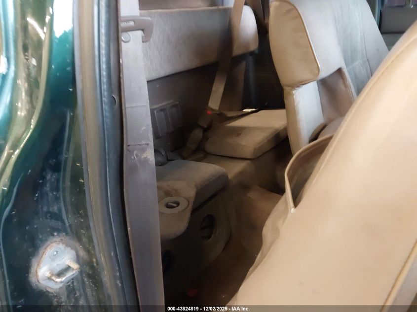 1999 Toyota Tacoma VIN: 4TAWN72N8XZ560427 Lot: 43824819