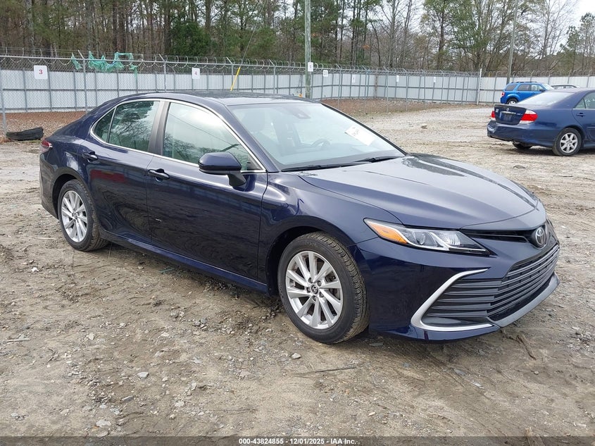 4T1C11AK9MU523303 2021 TOYOTA CAMRY photo no. 13
