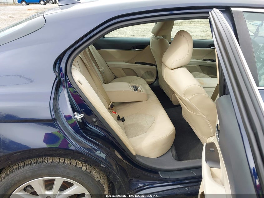 4T1C11AK9MU523303 2021 TOYOTA CAMRY photo no. 8