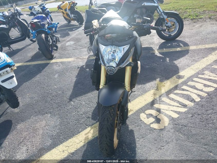 ZDCSC6012EF215047 2014 HONDA CB photo no. 5