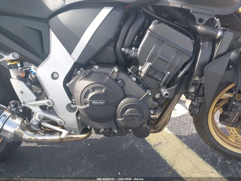 ZDCSC6012EF215047 2014 HONDA CB photo no. 8