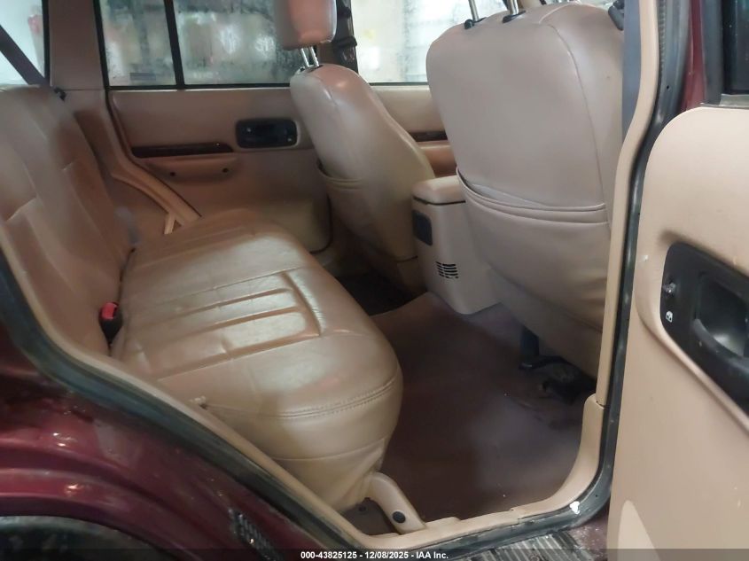 2000 Jeep Cherokee Limited VIN: 1J4FF68SXYL135329 Lot: 43825125