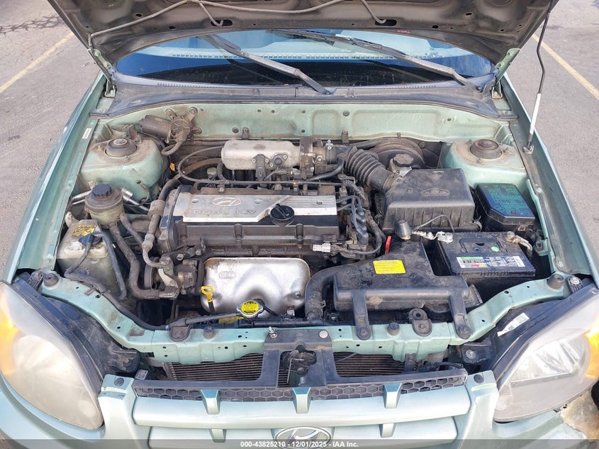 KMHCG35C95U324329 2005 HYUNDAI ACCENT photo no. 10