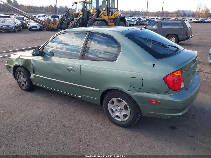 KMHCG35C95U324329 2005 HYUNDAI ACCENT photo no. 3