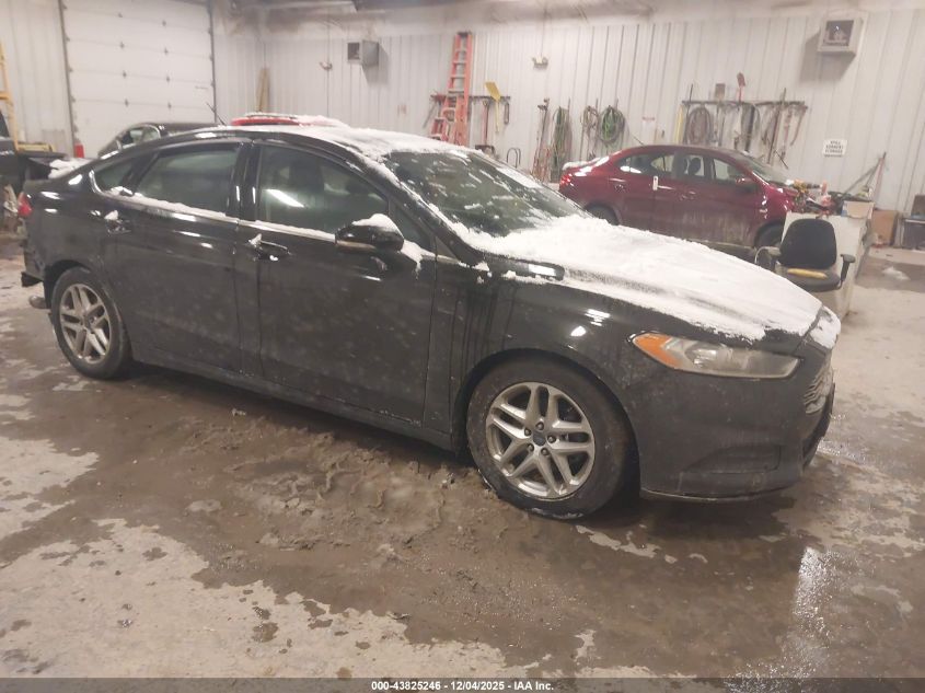 FORD FUSION SE