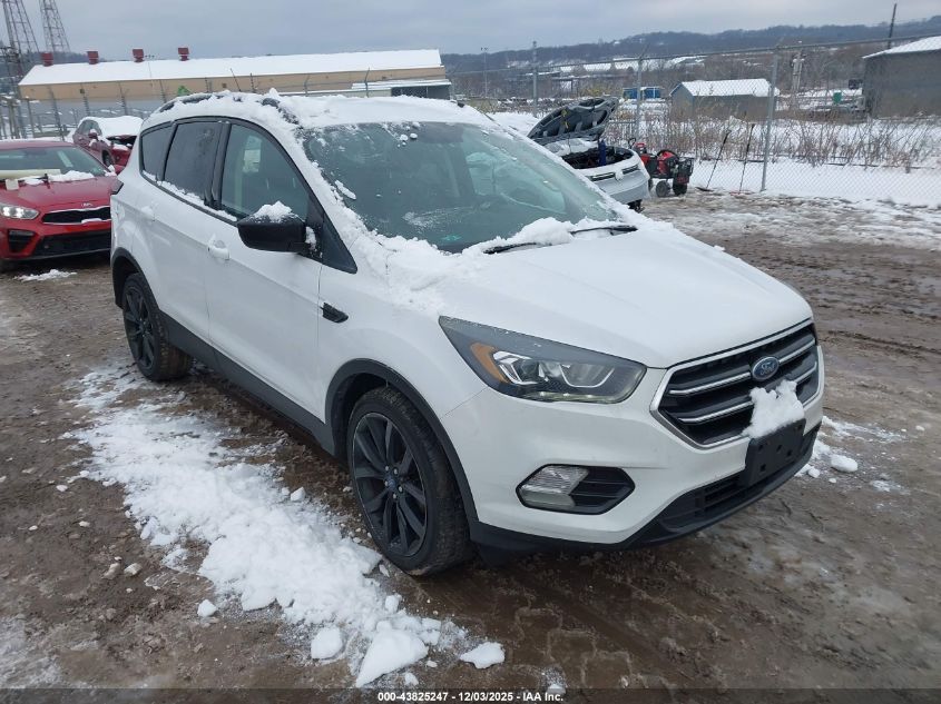 FORD ESCAPE SE