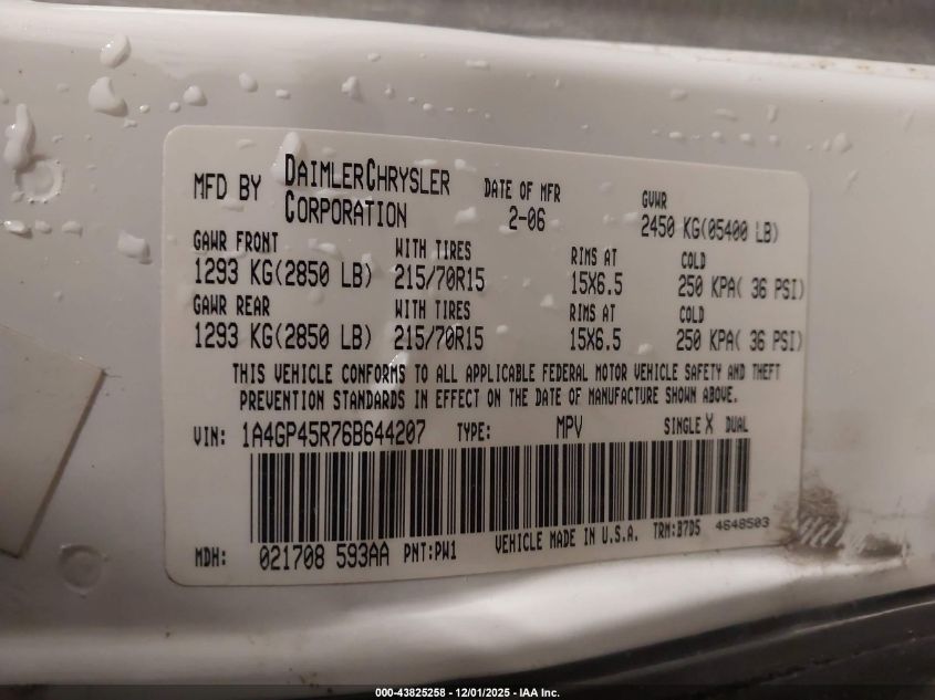 2006 Chrysler Town & Country VIN: 1A4GP45R76B644207 Lot: 43825258