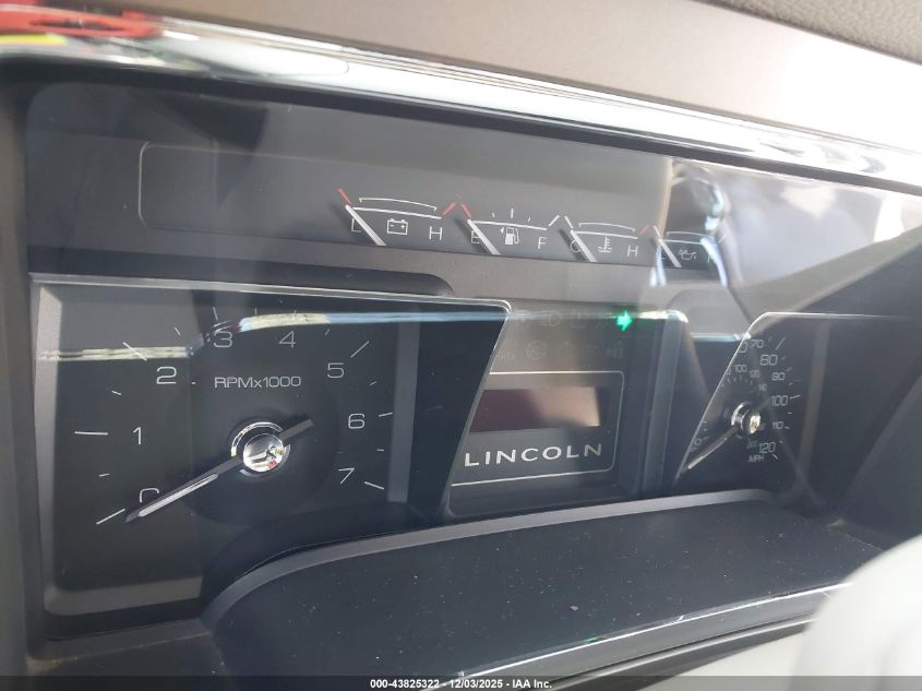 2011 Lincoln Navigator VIN: 5LMJJ2J54BEJ09728 Lot: 43825322