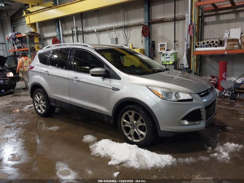 FORD ESCAPE TITANIUM