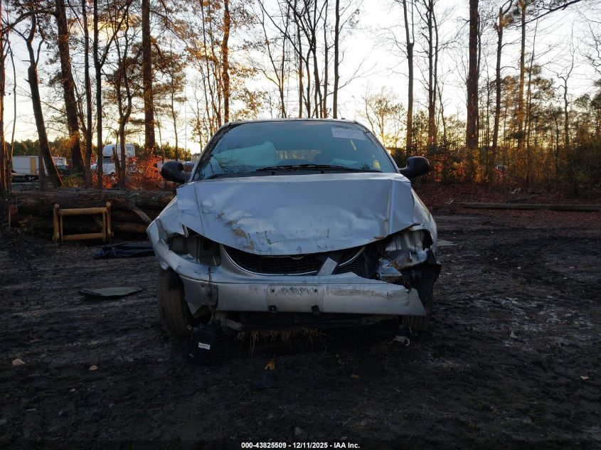 2004 Chrysler Town & Country Lx VIN: 2C4GP44R04R618408 Lot: 43825509