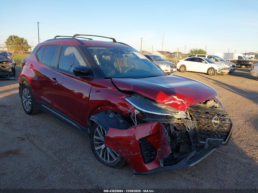 2023 Nissan Kicks Sr Xtronic Cvt