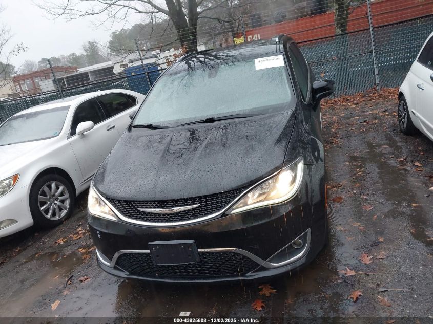 2018 Chrysler Pacifica Touring L VIN: 2C4RC1BGXJR260928 Lot: 43825608