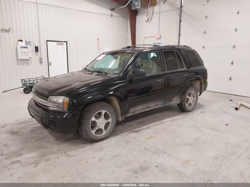 1GNDT13S872202618 2007 CHEVROLET TRAILBLAZER photo no. 2