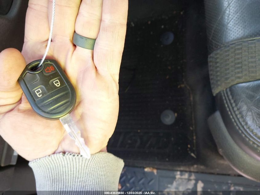 2011 Ford F-150 Svt Raptor VIN: 1FTFW1R60BFA16690 Lot: 43825650