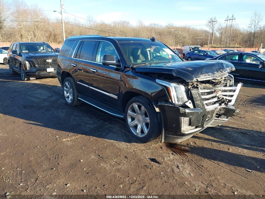 CADILLAC ESCALADE LUXURY