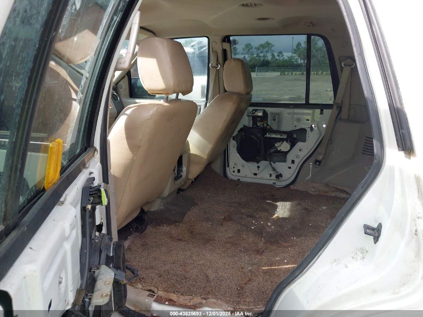 2008 Ford Expedition Xlt VIN: 1FMFU15598LA07723 Lot: 43825693